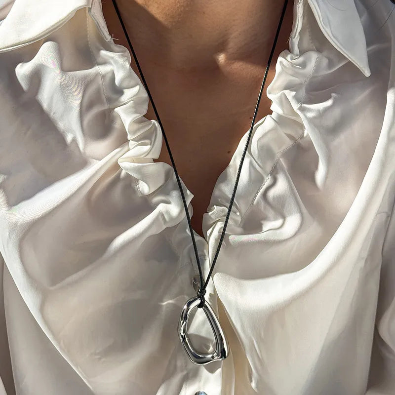 Meta necklace - Gold plated