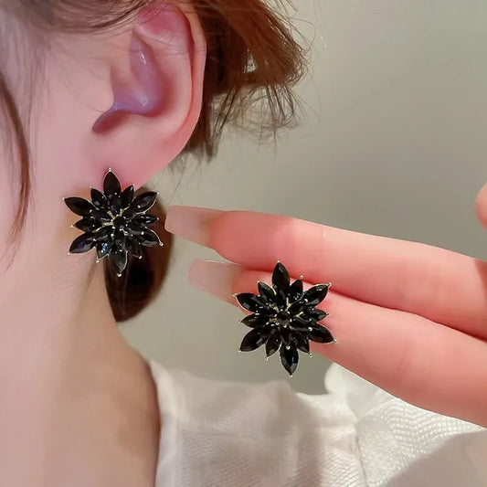 Bloom Noir Earrings