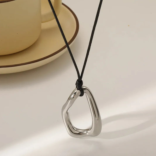 Meta Necklace - Silver