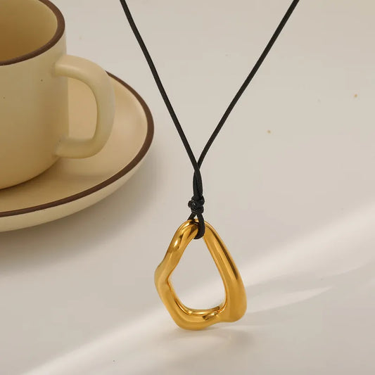 Meta necklace - Gold plated