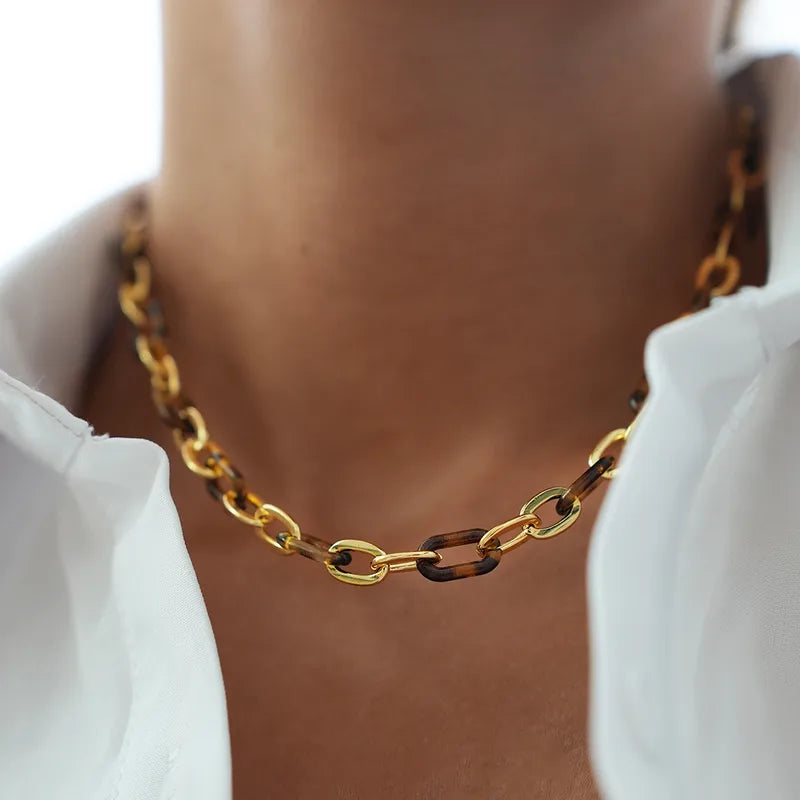 Nika Flow Necklace